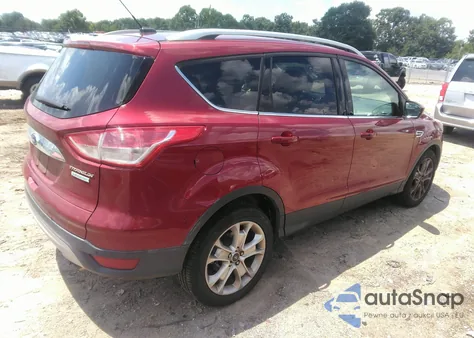 2015 Ford Escape Titanium z USA, uszkodzony, nr VIN 1FMCU0JX7FUC85628
